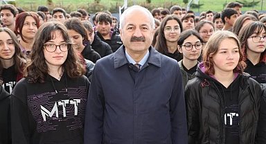 Gebze protokolü bayrak töreninde