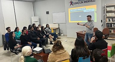 Gençler için gönüllülük söyleşisi