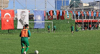 İstanbul Büyükşehir'in yenilediği spor tesisi açıldı