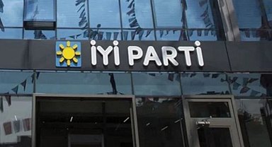 İYİ Parti'de 4 ilçe başkanı görevden alındı