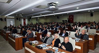 İzmir Karabağlarda'da sel mağdurlarına nakdi yardım