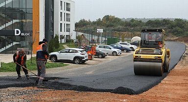 İzmit'te KİPTAŞ Çınar Evlerinin çevresi asfalta kavuştu