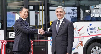 Japonya'ya sağdan direksiyonlu elektrikli e-JEST