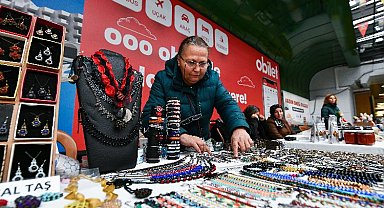 Kadınların el emekleri pazarda