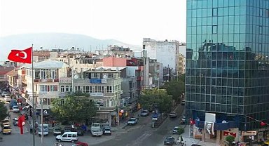 Karacabeyliler 'yol' istiyor!