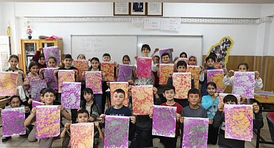 KAYMEK'ten miniklere ebru etkinliği