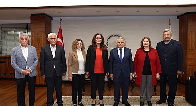 Kayseri Büyükşehir'e çifte ziyaret