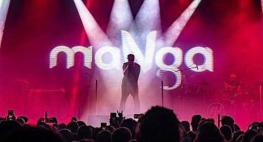 maNga yeni albümü Bostancı'da tanıttı