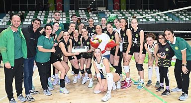 Manisalı Sultanlar 'Arkas'ına bakmadı!