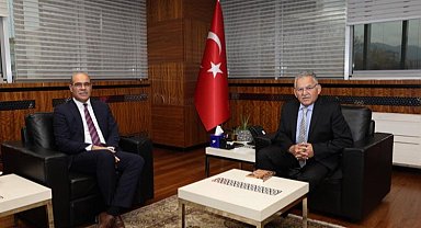 Memduh Büyükkılıç'a çifte ziyaret