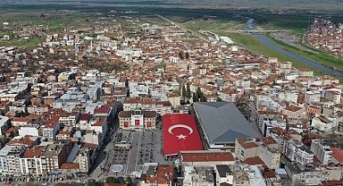 Mustafakemalpaşalılar Belediye Başkanı'ndan memnun mu?