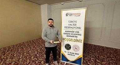 Nevşehir Belediyesi Gençlik ve Spor Kulübü'nüm halter gururu