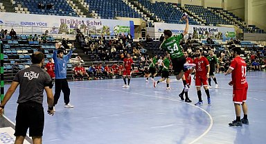 Sakaryalı hentbolcular evinde rüzgâr gibi esti: 46-29