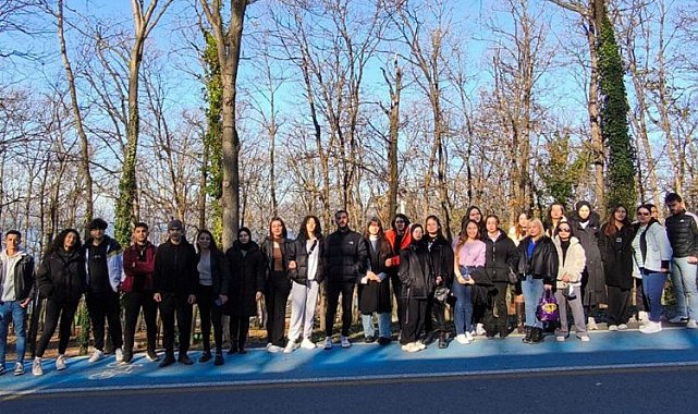 Sakarya'nın gezi programına SUBÜ öğrencileri konuk oldu