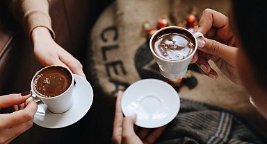 Türk kahvesini nasıl içersiniz? Yüzde 70'i sade içiyor!