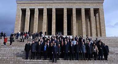 TÜRKONFED 100. Yıl Zirvesi için Anıtkabir'de