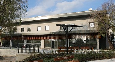 Yarımca Kent Meydanı yüzde 95 tamam