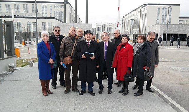 ATA Parti Genel Başkanı Zeybek, AK Parti'nin kapatılmasını istedi