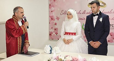 Bin 558 çift Çayırova'da dünya evine girdi