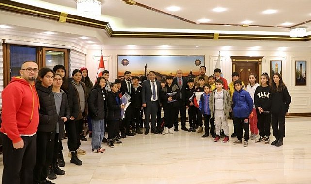 Diyarbakır Büyükşehir milli sporcuları ağırladı
