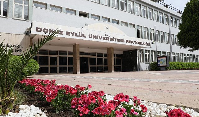 Dokuz Eylül 'sosyal sorumlulukta' üçüncü