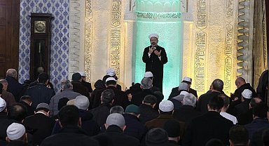 Eller şehitler için semaya açıldı