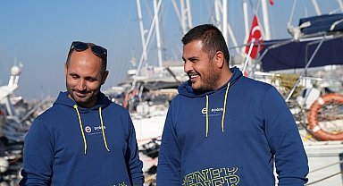 Fenerbahçe Doğuş Yelken sporcuları Türkiye rekoru turunda