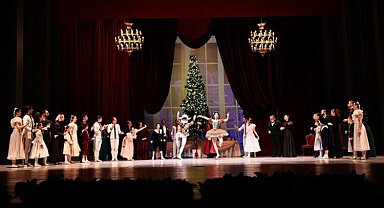 Fındıkkıran izleyenleri büyüledi