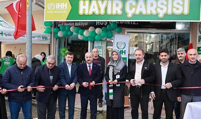 Gebze'de İHH Hayır Çarşısı açıldı
