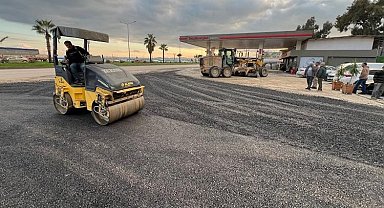 Hatay Büyükşehir'den üretim yollarına yeni asfalt