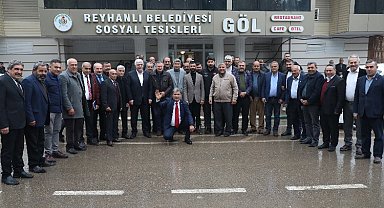 Hatay Reyhanlı'da muhtarlarla toplandı