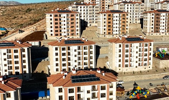 Kahramanmaraş'ta TOKİ konutlarına 'sur' benzetmesi!