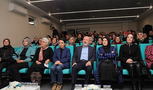 Kocasinan Akademi'de 'Aile Ve Çocuk İletişim'i konuşuldu