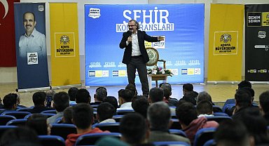 Konya 'Şehir Konferansları'nı sürdürüyor