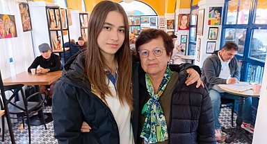 Marmaris'in Resim Defteri'nde bu kez nine-torun var