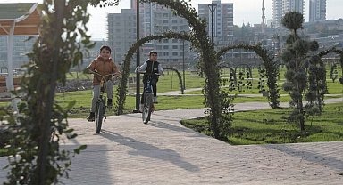 Mehmetçik Parkı büyülüyor