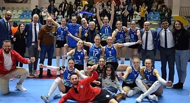 Nilüfer’in sultanları set vermeden kazandı