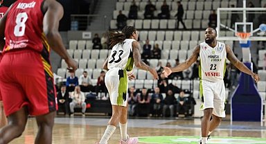 Potanın Tarzanları Zaragoza Basket'e mağlup oldu