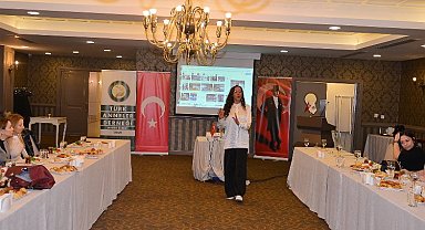 Annelerden mesaj: Başarabılırsınız çünkü kadınsınız!
