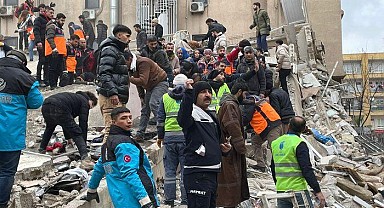 Bakan Yerlikaya 6 şubat depremi sonrası toplanan bağışlarla ilgili açıklamalarda bulundu