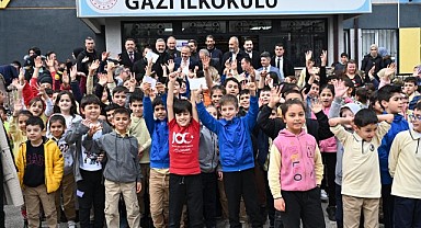 Başkan Aktaş'tan ders başı yapan öğrencilere ziyaret