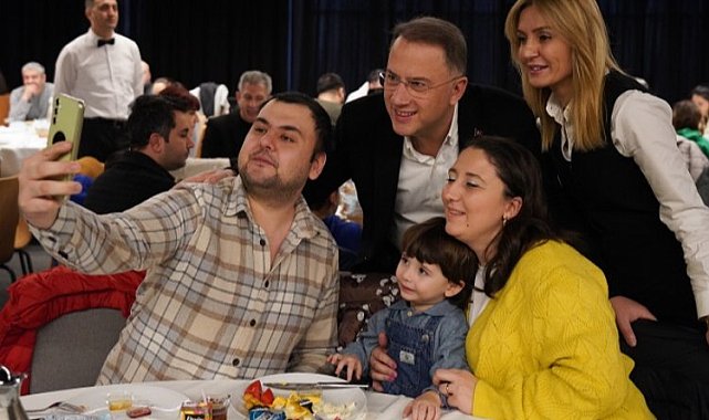 Başkan Çalık minikler ve aileleriyle buluştu