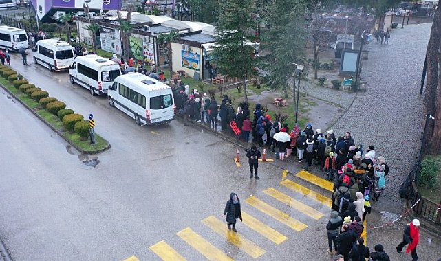 Çocuklar Çambaşı Yaylası'na akın etti