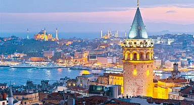 Galata Kulesi 1 ay ziyarete kapalı