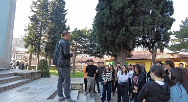 Gürsulu gençler Bursa tarihini keşfediyor