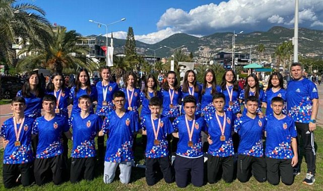 İnegöl Belediyespor madalyalara ambargo koydu