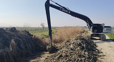 Manisa genelinde dere temizlikleri sürüyor
