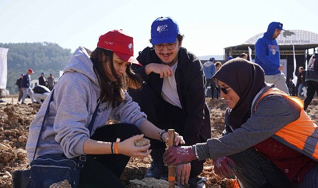 Milas'taki eski maden sahası yeşertildi