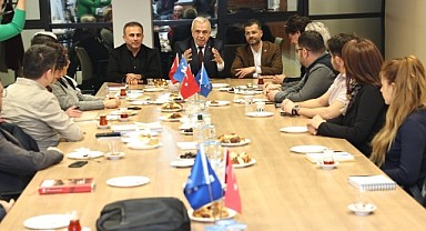 Şadi Özdemir seçim çalışmalarına akademik odalarla başladı