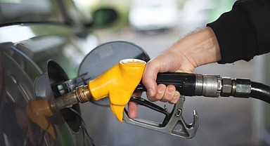 Yarından itibaren benzine zam !